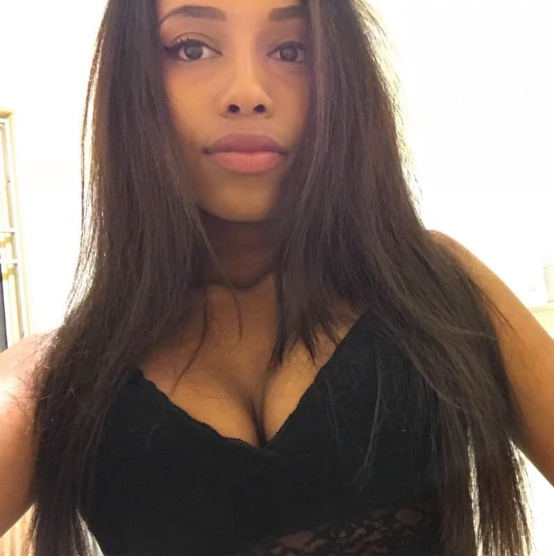 S I A N N A 🍯🧸